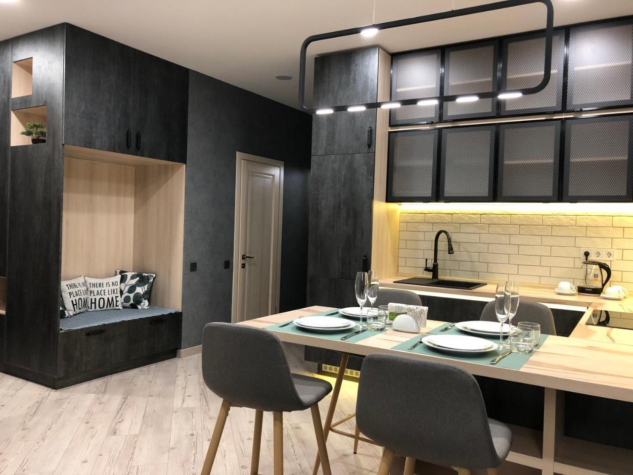 Luxury Loft Apartments โอเดสซา ภายนอก รูปภาพ